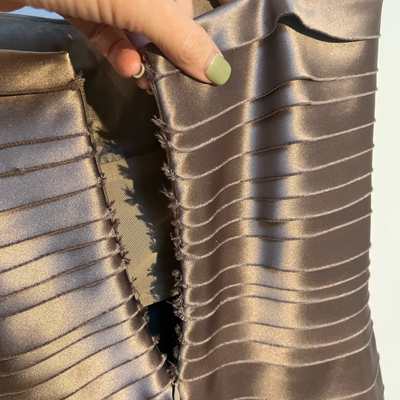 BCBGMaxAzira Cocktail Dress Shimmery Taupe Size 6 - Picture 5 of 7